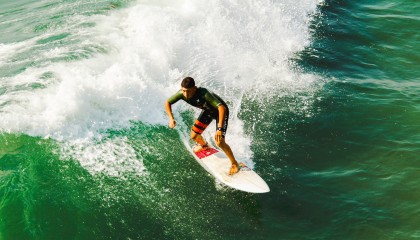 开云下载-阿劳霍化身攻城锤，比利时冲垮土耳其背后的战术革命