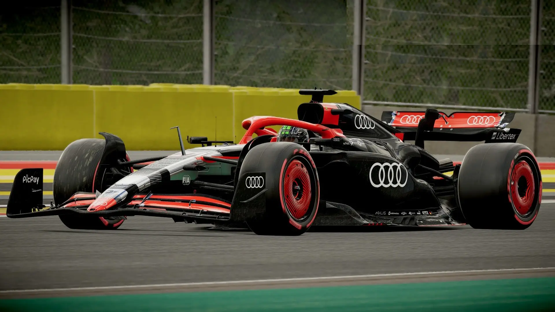 威廉姆斯险胜索伯车队，汉密尔顿统治全场