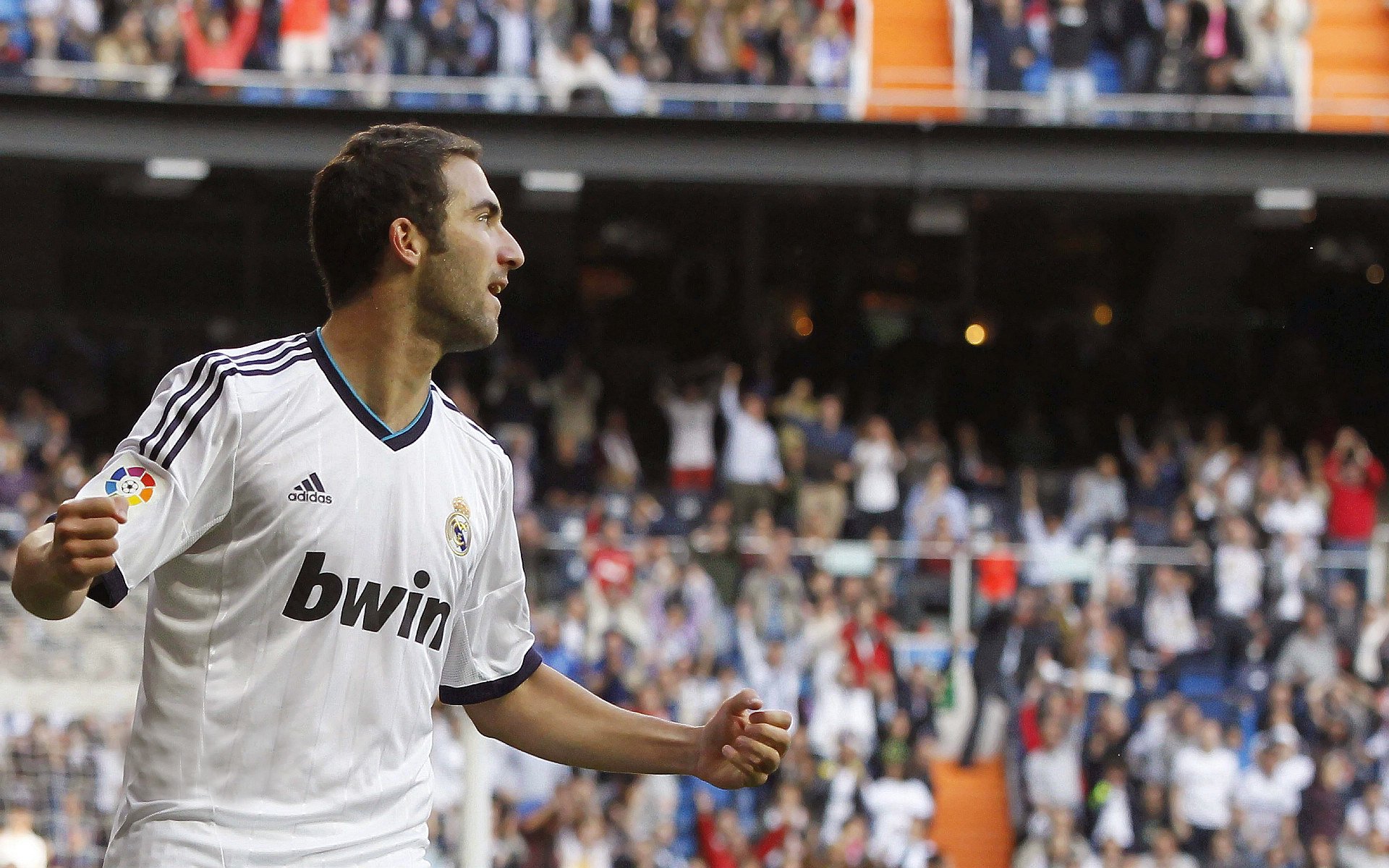 英超争冠之夜，克瓦拉茨赫利亚状态火热，当格鲁吉亚风暴席卷英伦