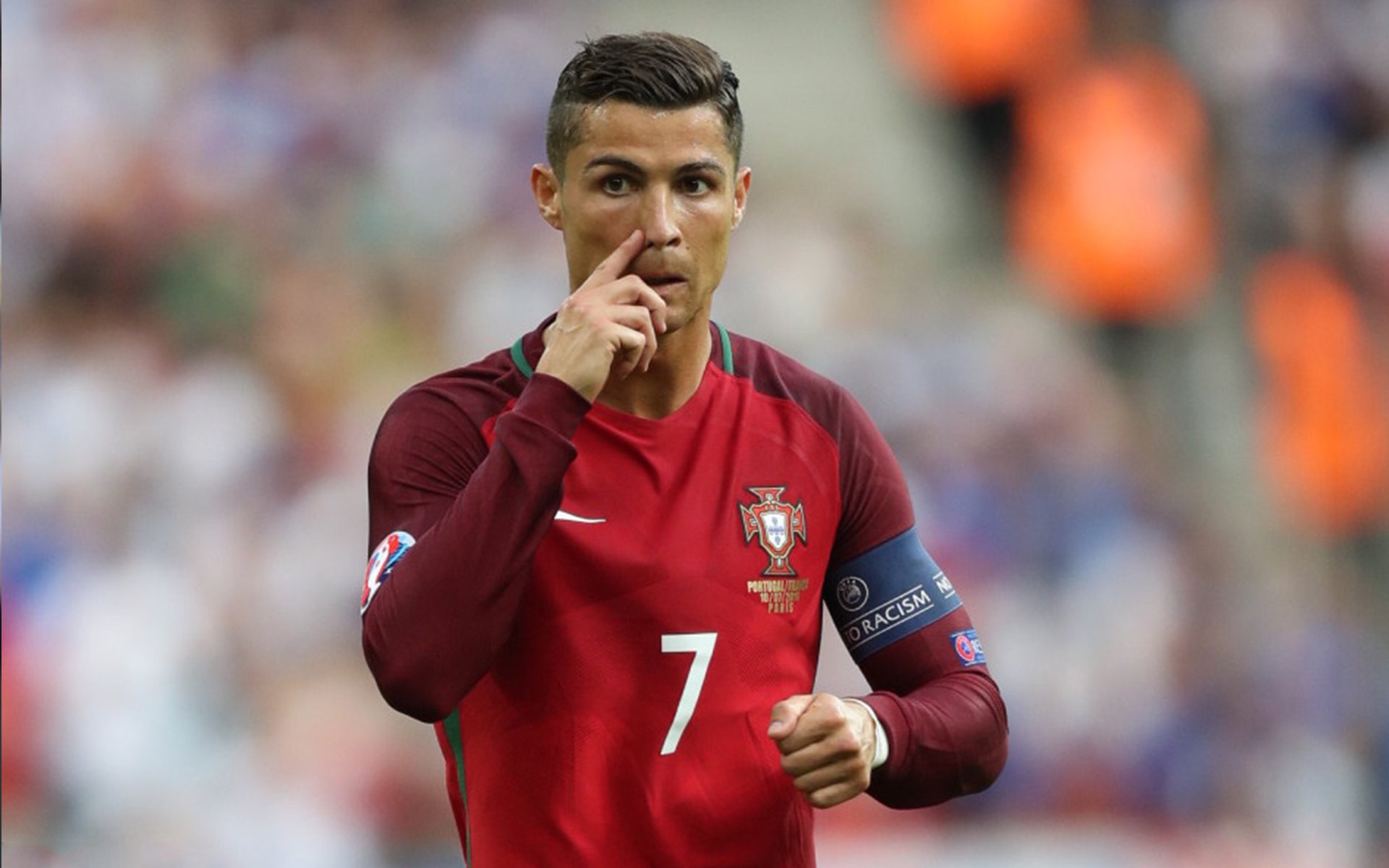 托尼的棋盘，当隐形之手操控日本与乌拉圭的绿茵棋局