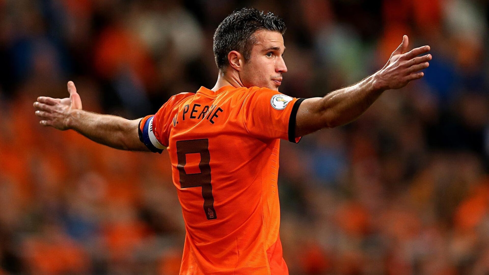 西甲国家德比，当足球的圣殿被石油的阴影笼罩