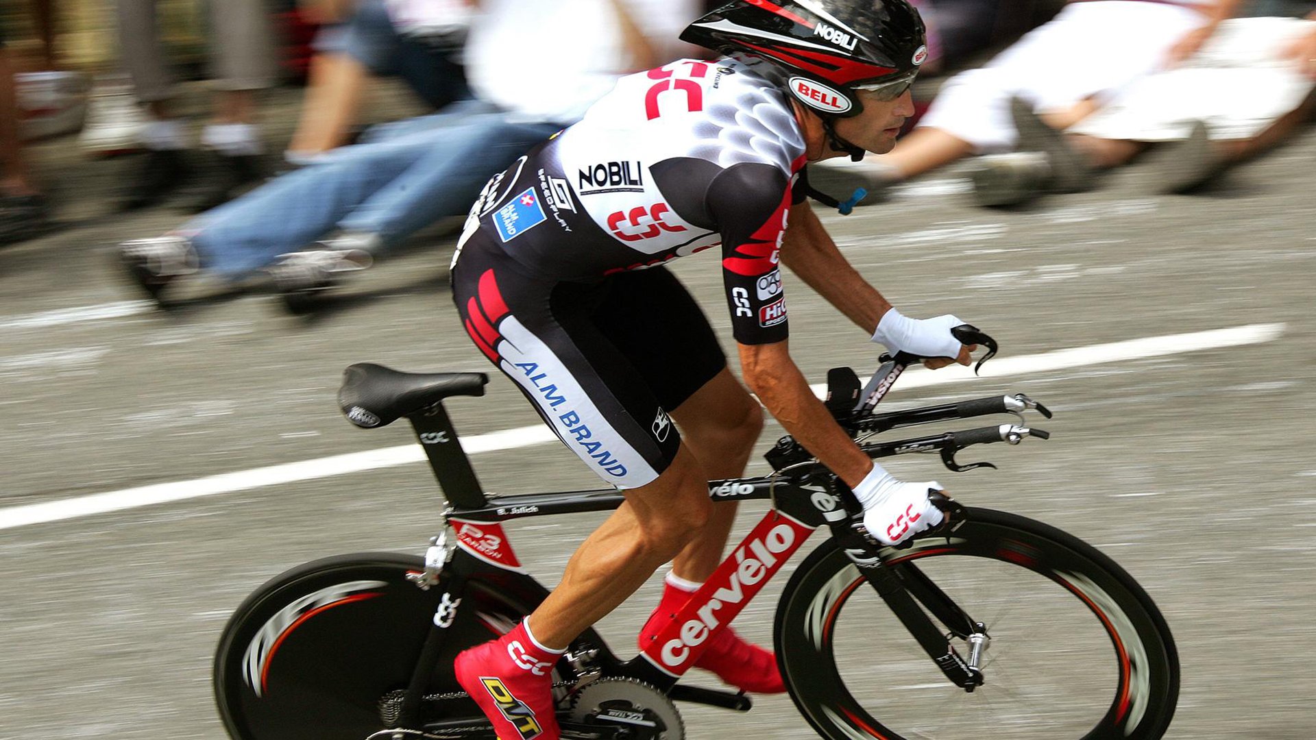 国王踏平奇才，德罗赞如何用古典技艺撕碎现代篮球的防守迷思